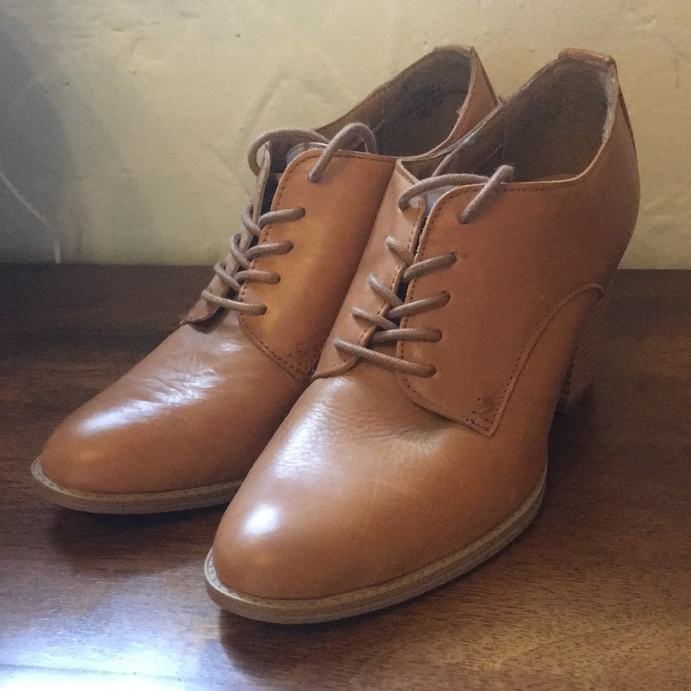 EuroSoft by Søfft Sia Heeled Oxfords